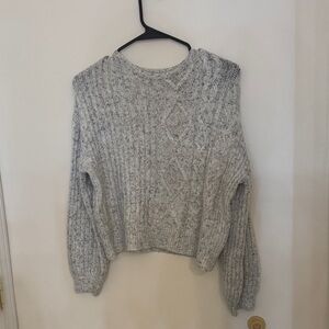 Moon & Madison Heather Gray Knit Sweater